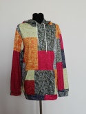 Bluza z kapturem w kolorowy patchwork – rozmiar M