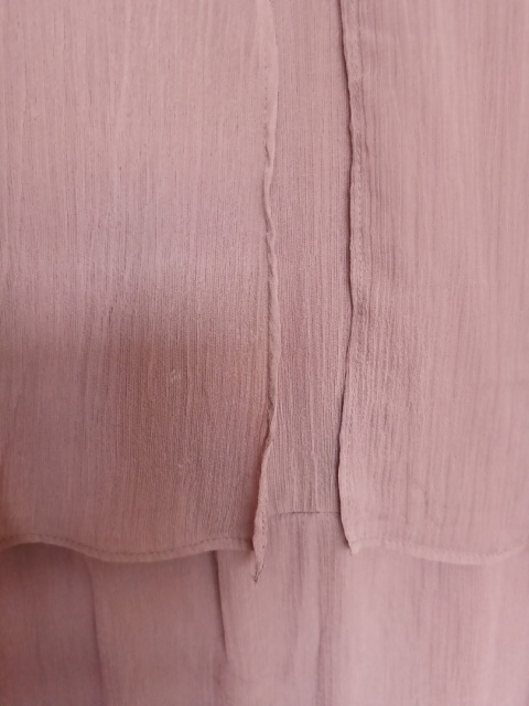 Elegancka długa sukienka Zizzi z ozdobną aplikacją – kolor wrzosowy, rozmiar S (42/44)