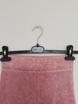 Różowe krótkie legginsy acid wash – GOODFORNOTHING, elastyczne, wygodne