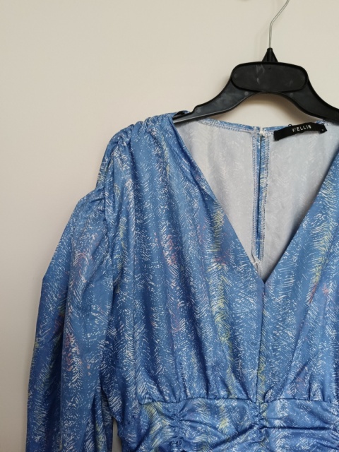 Sukienka Wellin M – niebieska, drapowana