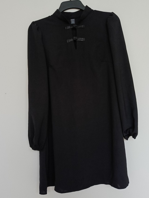 Sukienka damska SHEIN czarna zapinana pod szyją XL – elegancka