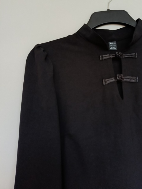 Sukienka damska SHEIN czarna zapinana pod szyją XL – elegancka