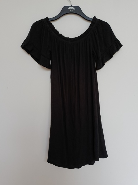 Sukienka damska czarna hiszpanka z falbanką S – wiskoza