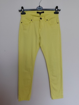 Żółte spodnie Top Secret r. 36 – bawełniane, elastyczne, wada (plamy)