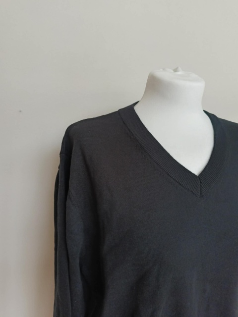 Czarny sweter męski V-neck 100% bawełna Boboyene – klasyczny sweter męski L