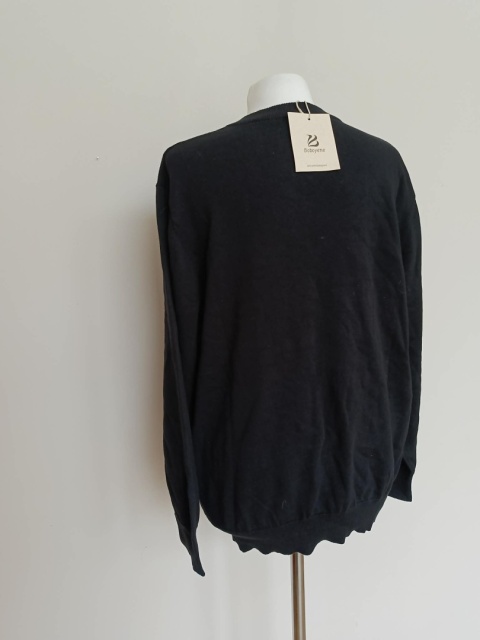 Czarny sweter męski V-neck 100% bawełna Boboyene – klasyczny sweter męski L
