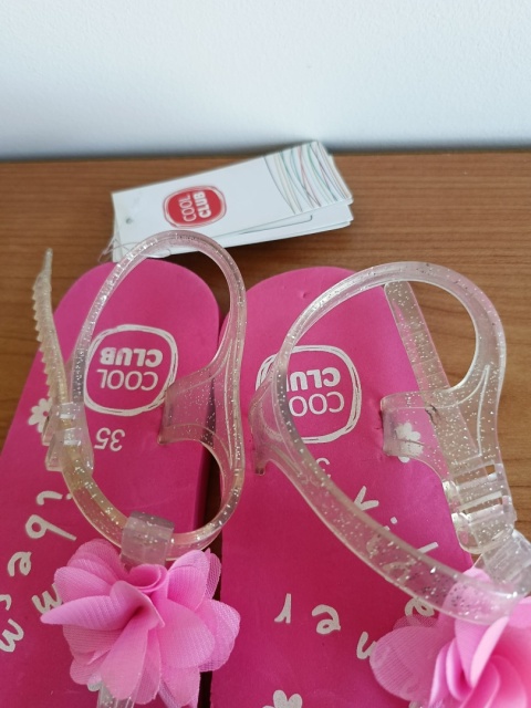 Dziewczęce różowe sandały Cool Club – r. 35