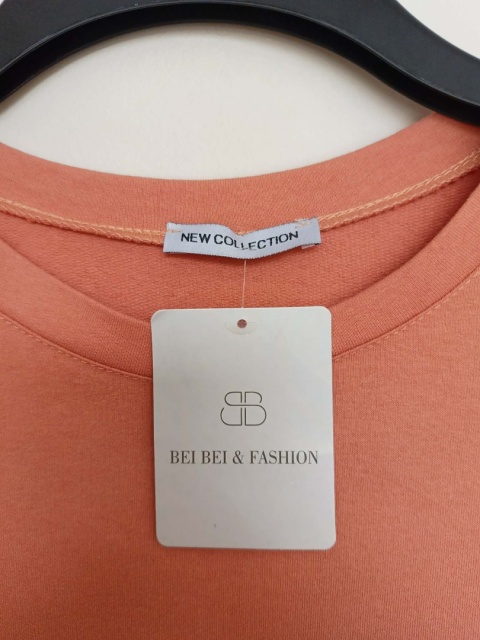 Komplet dresowy damski BEI BEI & FASHION – brzoskwiniowy | Bluza + spodnie | Nowy