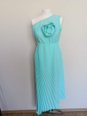 Miętowa sukienka damska plisowana asymetryczna na jedno ramię Made in Italy nowa z metką