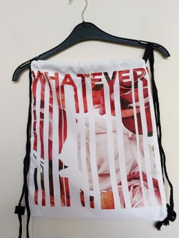 Plecak worek damski „Whatever” kwiatowy – lekki plecak na sznurkach