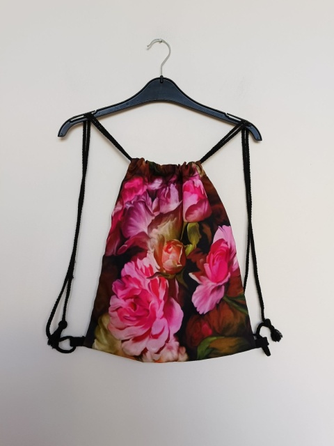 Plecak worek w kwiaty – różowe róże, lekki plecak sportowy / miejski