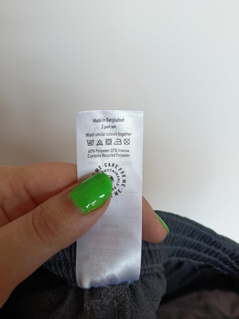 Spodenki chłopięce eleganckie szare George 8-9 lat (128-135 cm) krótkie spodnie szkolne