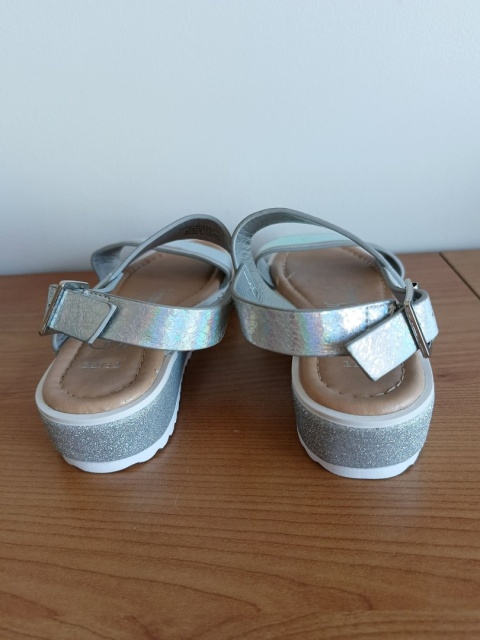 Sandały dziewczęce George holograficzne rozmiar 31