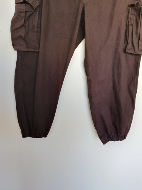 Spodnie cargo damskie Rainbow brązowe bawełniane kieszenie boczne casual rozmiar 50 wady