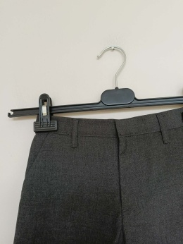 Szorty chłopięce eleganckie TU 7 lat 122 cm grafitowe krótkie spodnie