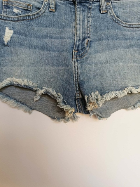 szorty jeansowe H&M damskie krótkie z przetarciami denim rozmiar 32