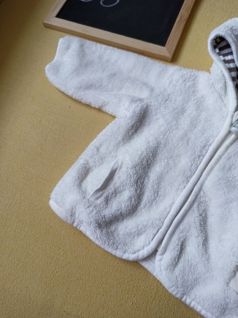Bluza niemowlęca H&M 56 biała miś kaptur ocieplana