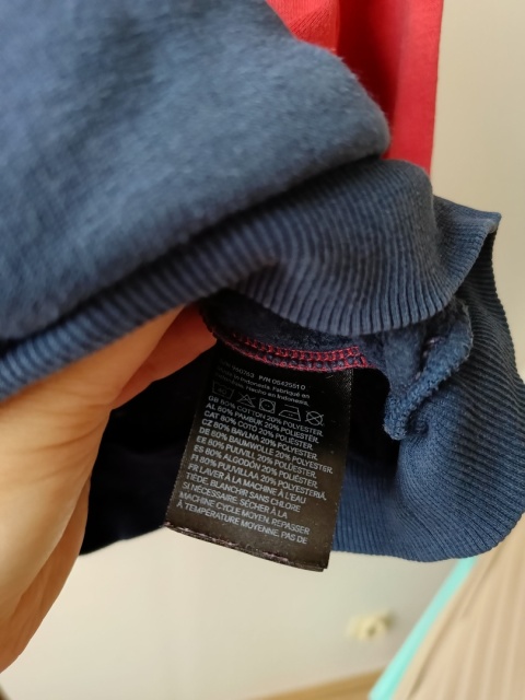 Bluza z kapturem H&M 98/104 dwukolorowa czerwona granatowa