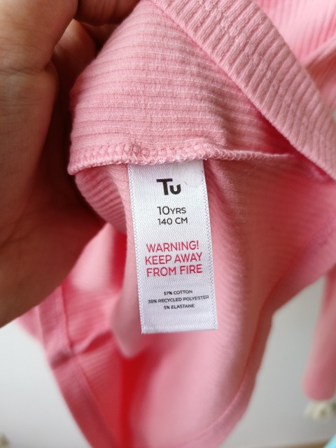 Bluzka dziewczęca prążkowana TU 140 różowa falbanki 10 lat