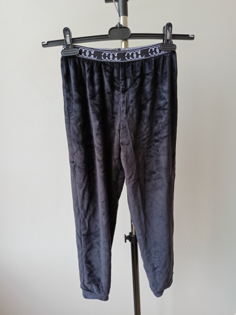 Dres dziewczęcy welurowy komplet bluza + spodnie 10 lat czarny