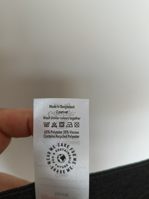 Grafitowe eleganckie spodenki chłopięce GEORGE 6–7 lat 116–122 cm – krótkie spodenki wizytowe