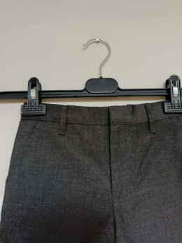 Grafitowe eleganckie spodenki chłopięce TU 6 lat 116 cm – wizytowe krótkie spodenki