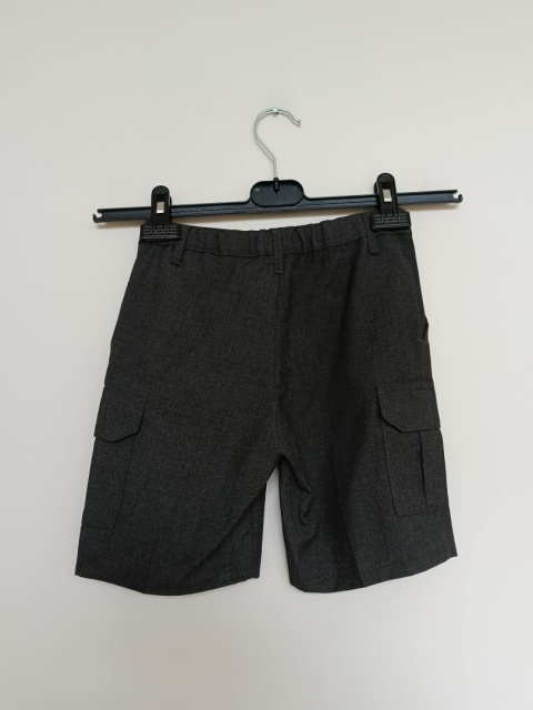 Grafitowe spodenki cargo chłopięce TU 6 lat 116 cm – krótkie spodenki z kieszeniami
