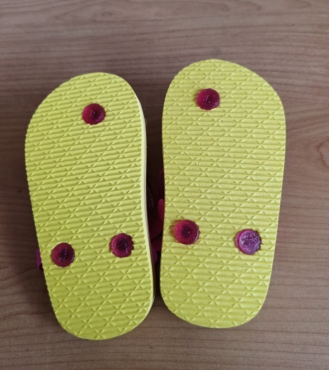 Klapki dziewczęce George – kwiatowe, r. 24