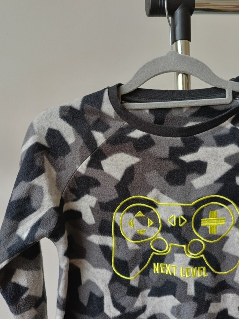 Komplet polarowy piżama Next Level moro 10 lat 2 części