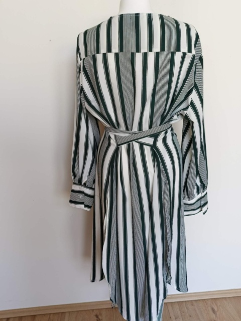 Narzutka damska PrettyLittleThing L/XL – paski zielono-białe, wiązana, długa