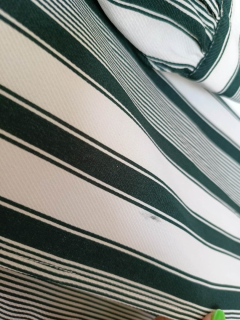 Narzutka damska PrettyLittleThing L/XL – paski zielono-białe, wiązana, długa