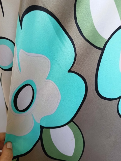 Sukienka Iwa Collection 42 kwiaty midi kopertowy dekolt elegancka