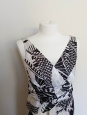 Sukienka damska Iwa Collection czarno biała midi r.42 kopertowy dekolt elegancka