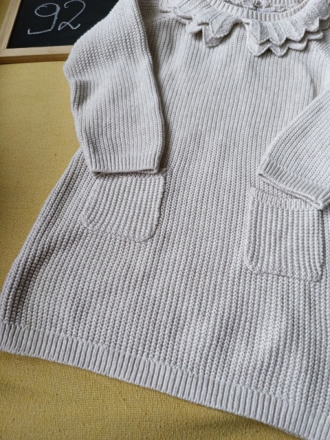 Sukienka sweterkowa Primark 92 kremowa kołnierzyk kieszenie