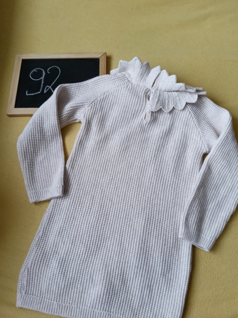 Sukienka sweterkowa Primark 92 kremowa kołnierzyk kieszenie