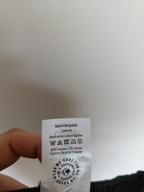 Szare eleganckie spodenki chłopięce GEORGE 12-13 lat 152-158 cm – krótkie spodenki wizytowe