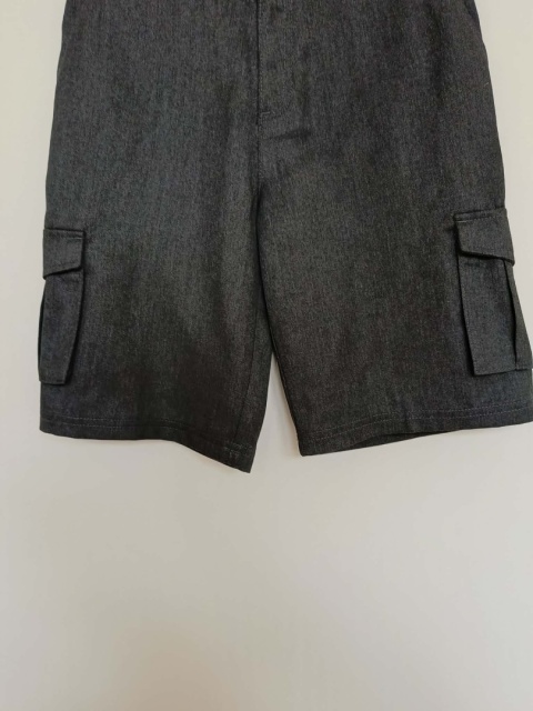 Szare spodenki cargo chłopięce GEORGE 10–11 lat 140–146 cm – eleganckie krótkie spodenki z kieszeniami