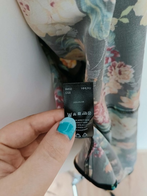 V by Very – kwiecista bluzka kopertowa rozmiar M